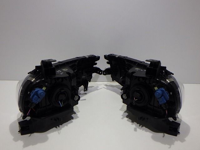 キューブ ヘッドライト左右 ハロゲン Z12 NZ12 P8190 ZA 26010/26060