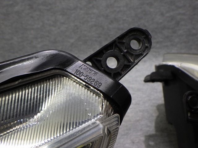 専用ページです ワゴンR ヘッドライト 左右 ハロゲン MH34S 前期 100-59269 フレア等