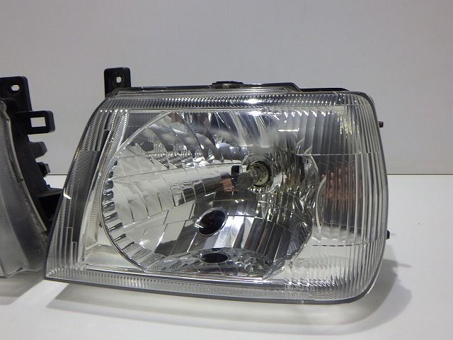 パジェロミニ ヘッドライト左右 ハロゲン H58A レべ付 100-87339