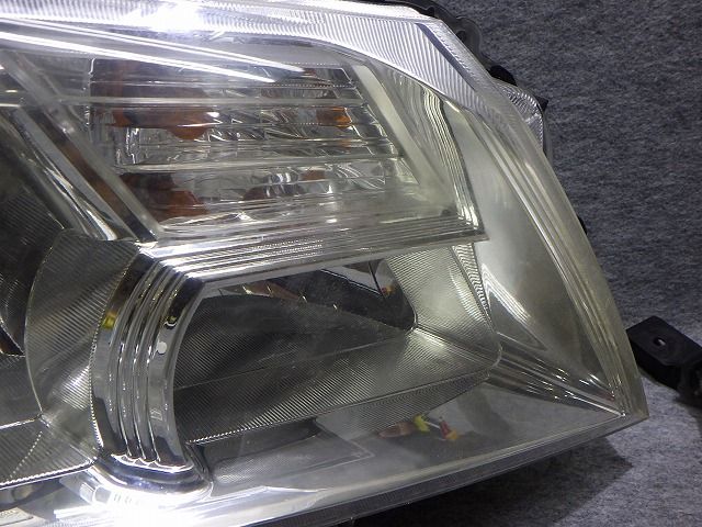 セレナ ヘッドライト左右 HID C26 NC26 前期 100-23097 バラスト付