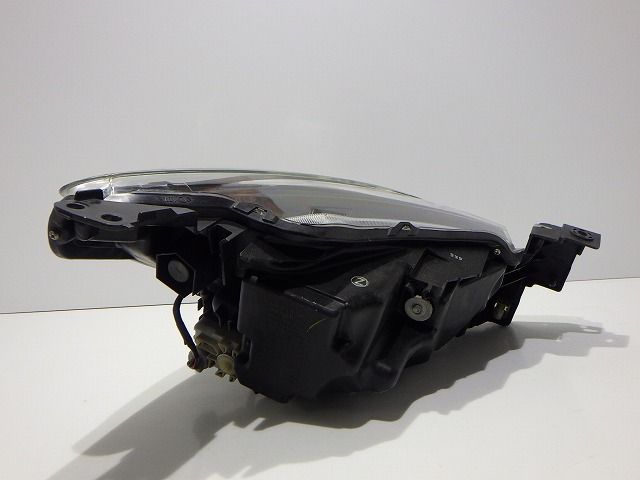 デミオ 左ヘッドライト LED DJ 前期 100-18373 Z D09L-51-041F