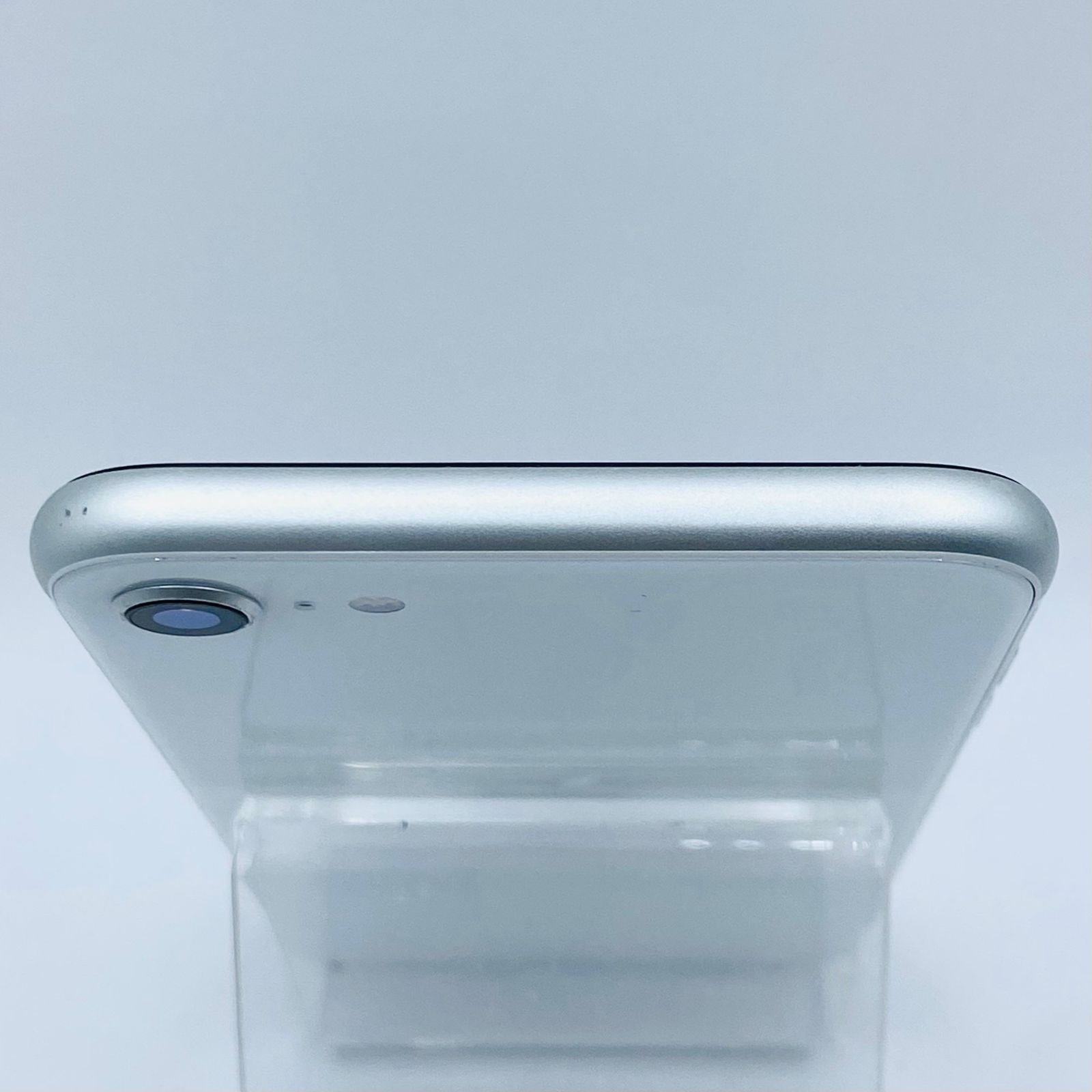 au iPhoneSE2 64GB ホワイト MHGQ3J/A SIMロック解除済み 利用制限〇