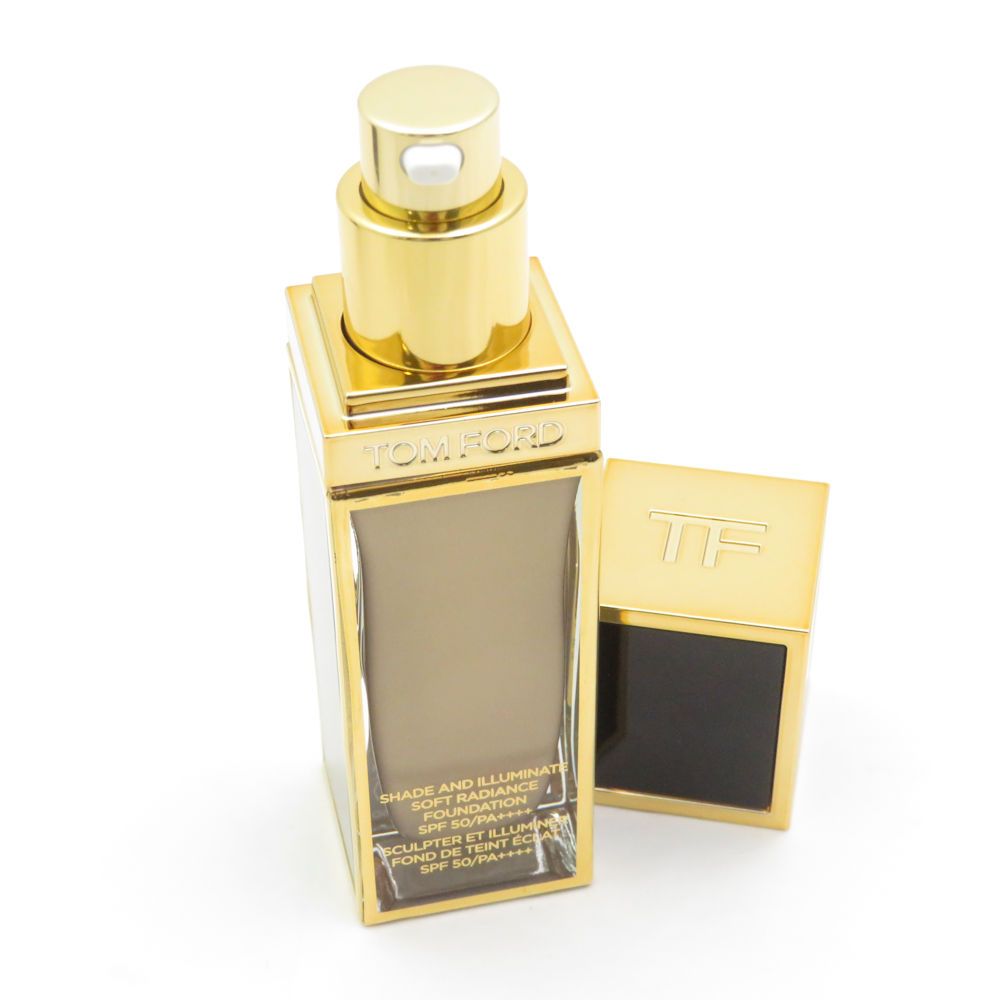 未使用 TOMFORD トムフォード シェイド アンド イルミネイト ソフト