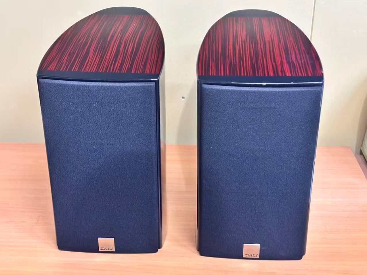 未使用 展示品 DALI EPICON2 MR [ルビーマカッサル] ペア 2本 定価：61