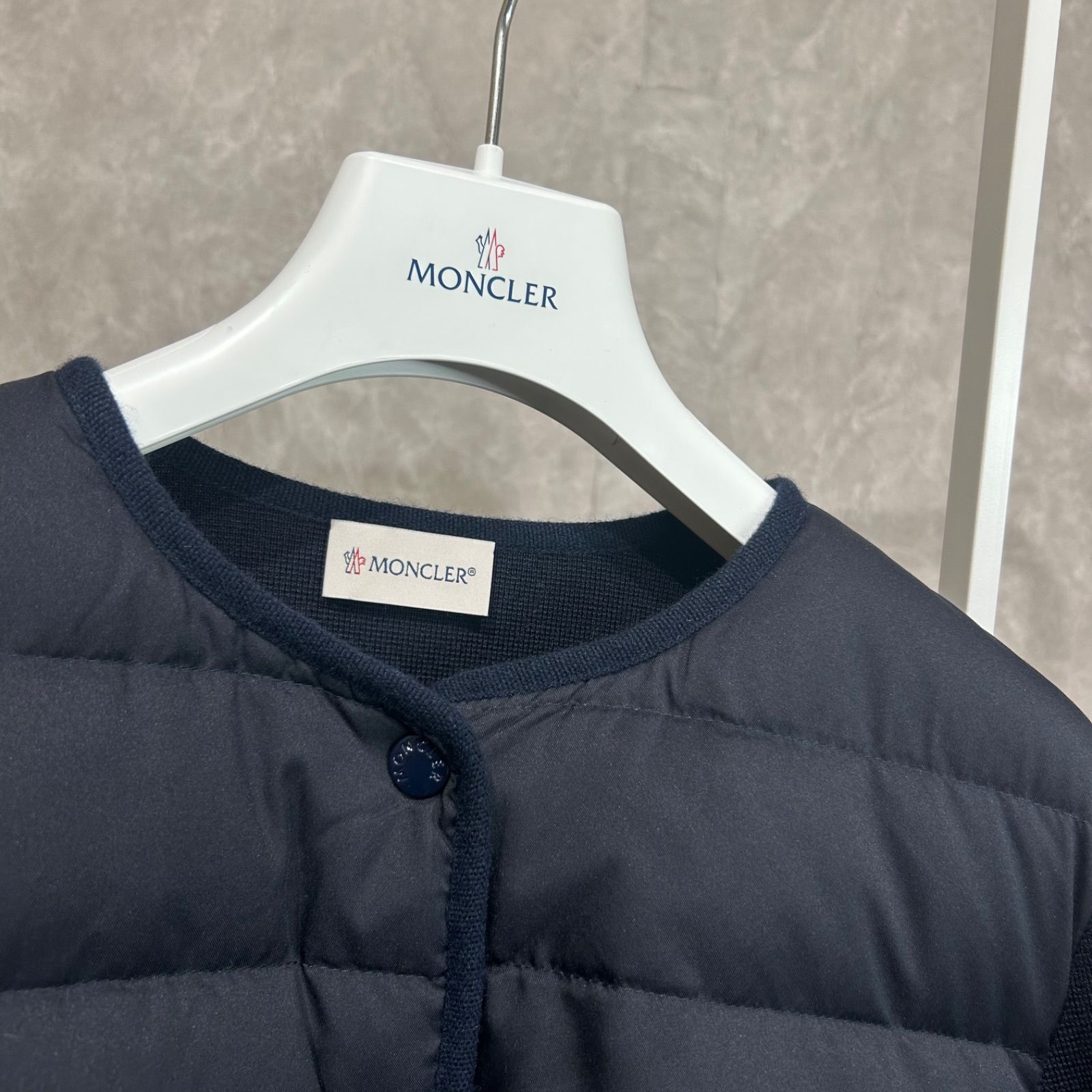 新作】 【超美品】MONCLER モンクレール ダウンジャケットニット