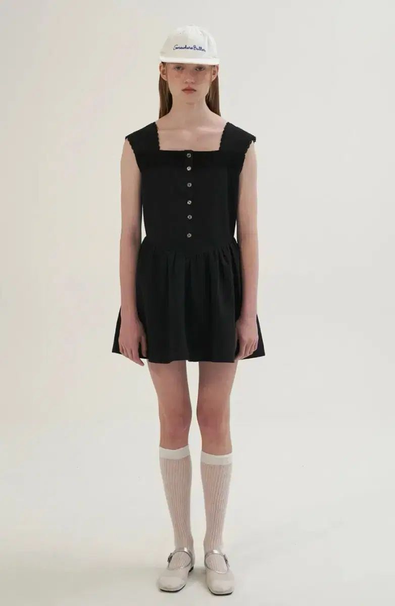 サムウェアバター May Lace Mini Dress Black