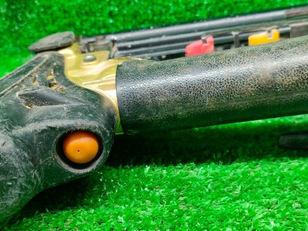 旧日立工機 高圧仕上釘打機