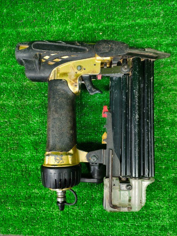  HiKOKI 旧日立工機 高圧仕上釘打機 NT 55 HM 2 エア漏れなし 釘打機 エアーツール