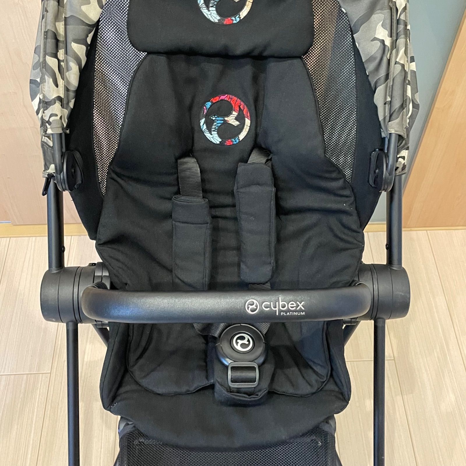 希少 cybex サイベックス MIOS ミオス 限定デザイン バタフライ 迷彩