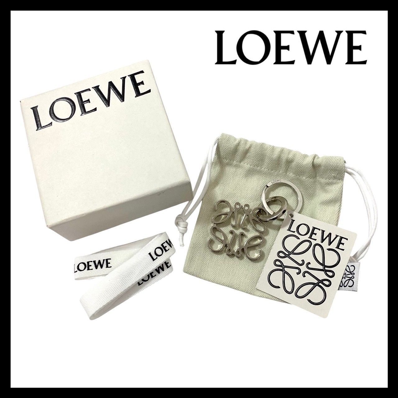 LOEWE ロエベ　キーホルダー　キーリング　アナグラム　チャーム　シルバー LOEWE】アナグラム キーリング シルバーカラー 111.25.203 パラジウム