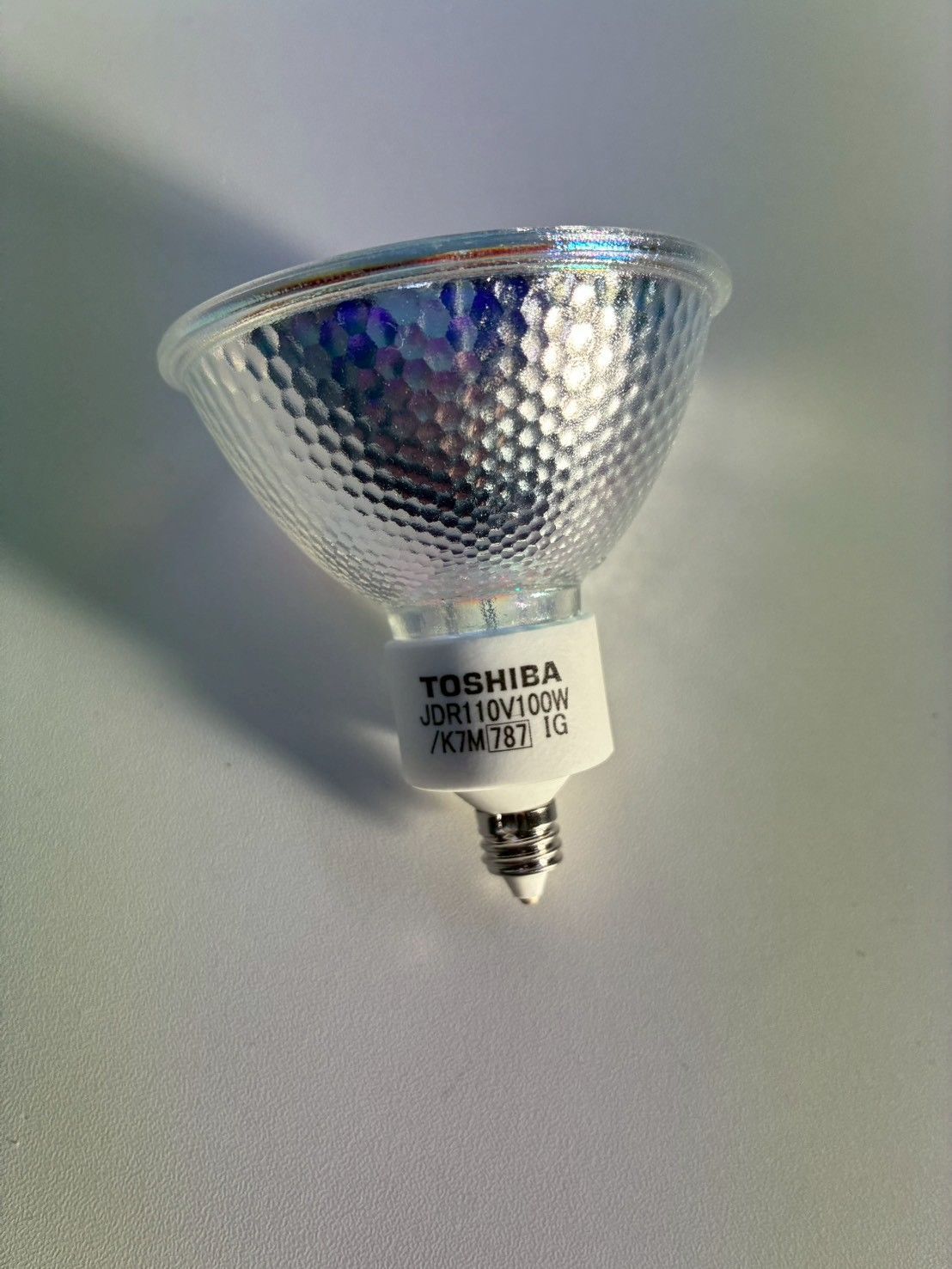 東芝 ハロゲン電球 「ネオハロビーム」 100ワットタイプ 中角 JDR110V