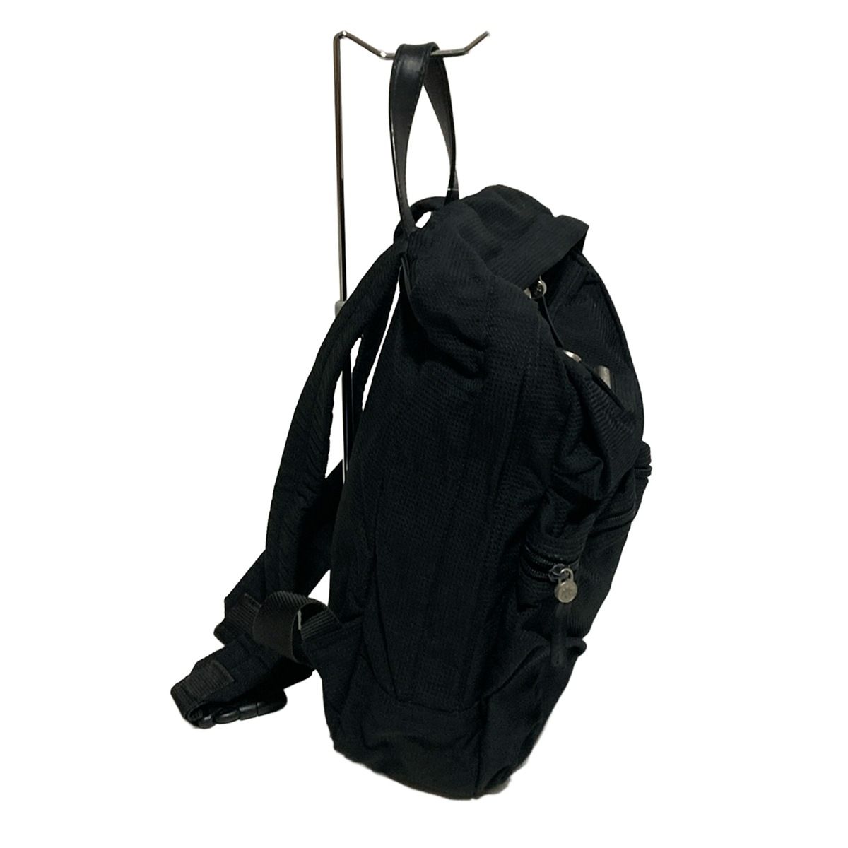 HUNTING WORLD(ハンティングワールド) リュックサック - 黒 レザー