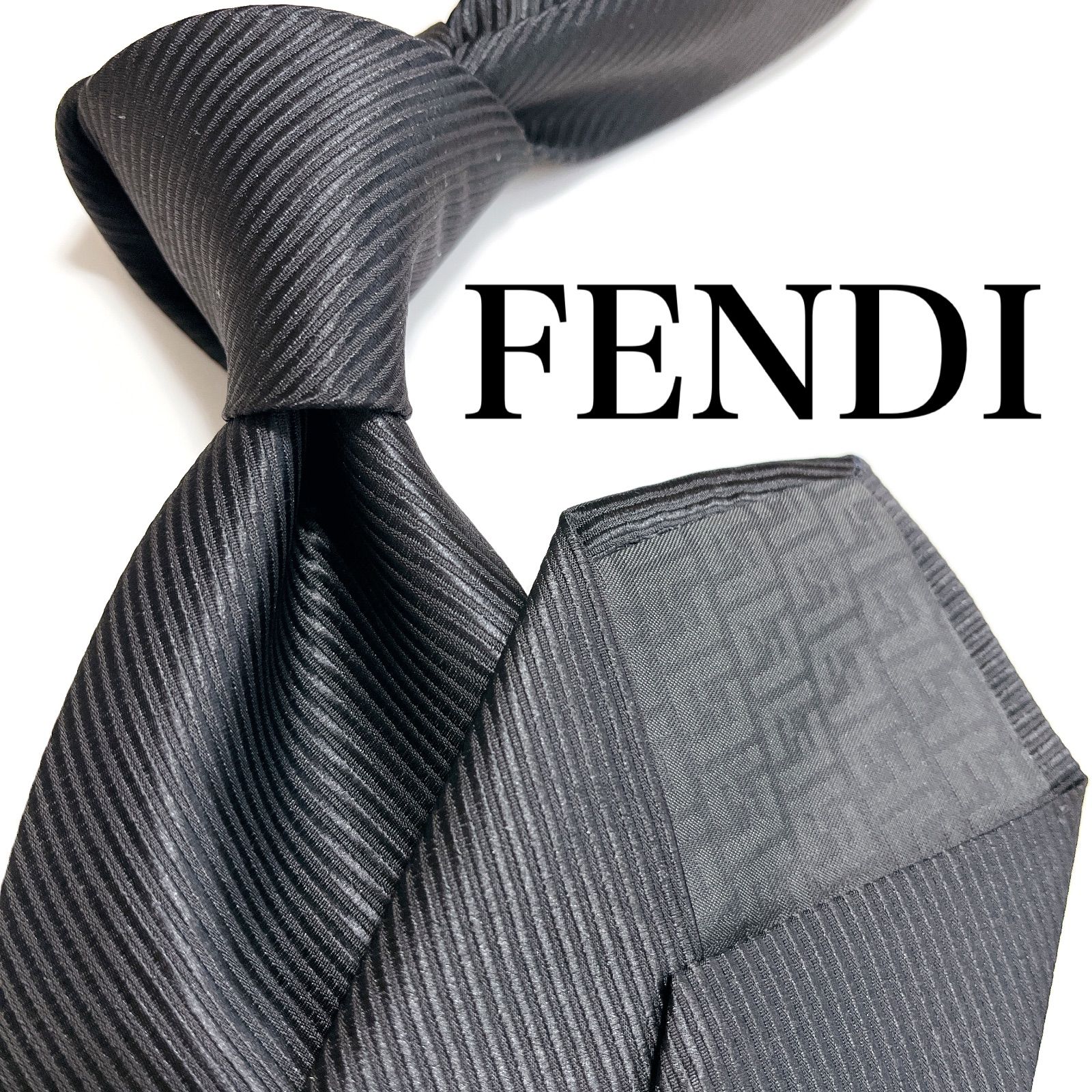 美品 フェンディ ネクタイ ハイブランド ソリッドタイ 無地 光沢 希少