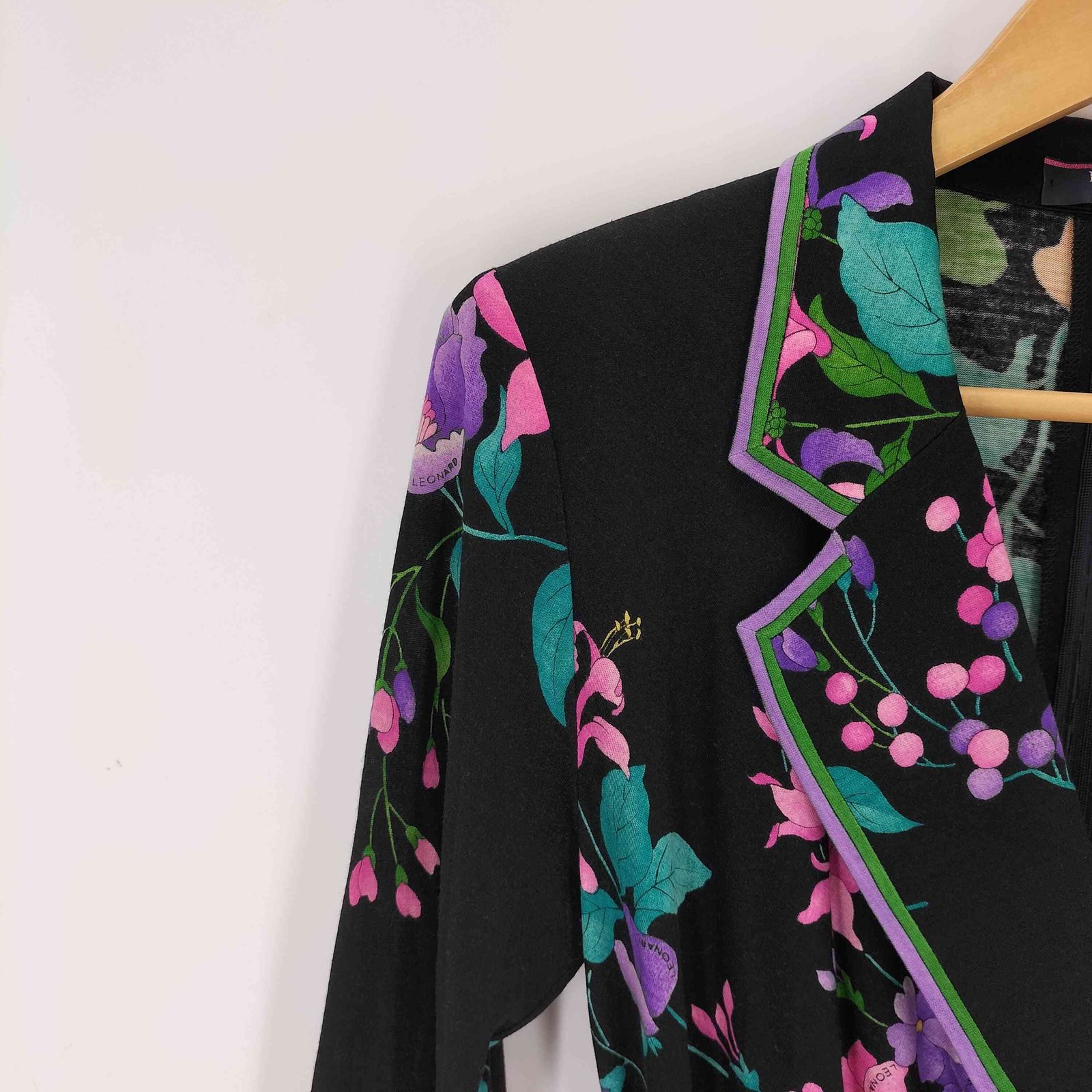 レオナール LEONARD ウールシルク フラワープリント フロントクロス