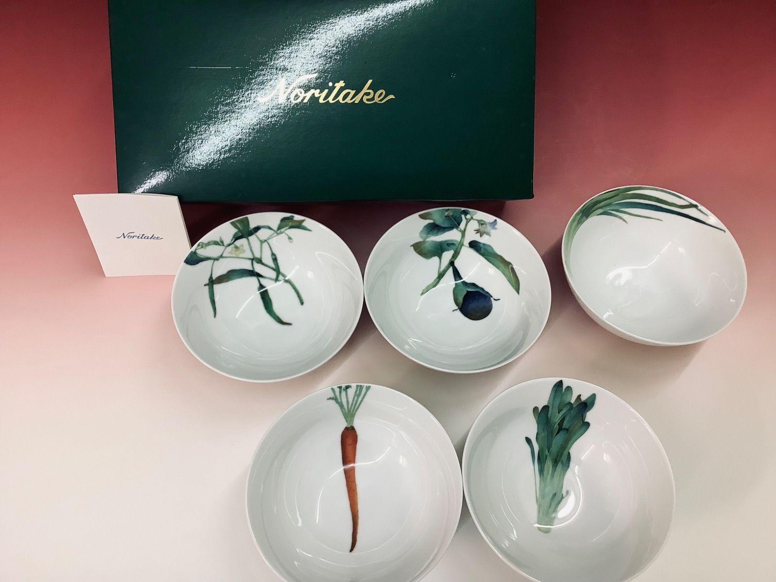 未使用品⭐︎ Noritake（ノリタケ）「京香旬彩」シリーズ ボウルセット