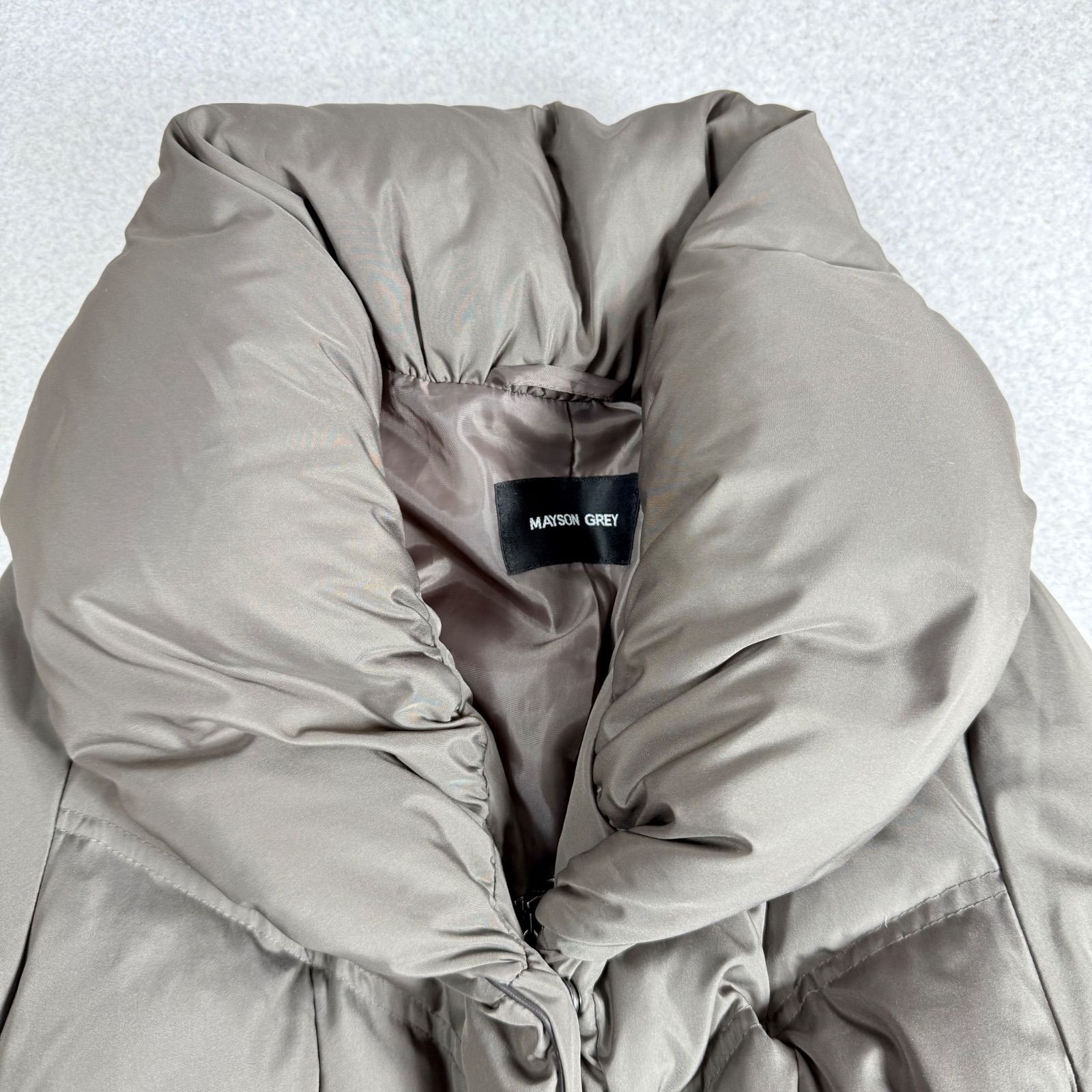 美品 MAYSON GREY メイソングレイ ショールカラー ボリューム襟 ダウン 