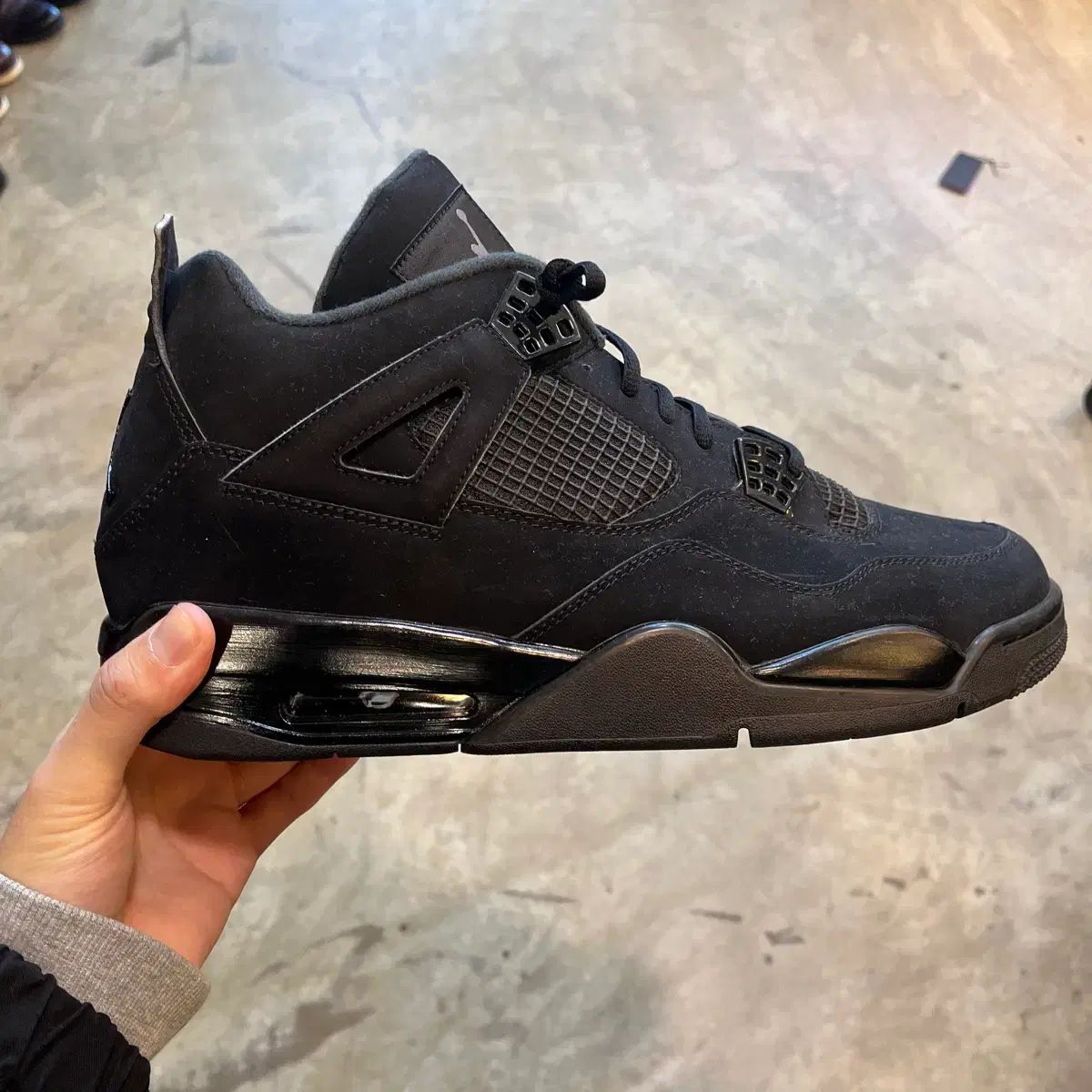 ジョーダン 4 レトロ ブラック キャット 2020 cu 11110-010 330 SI