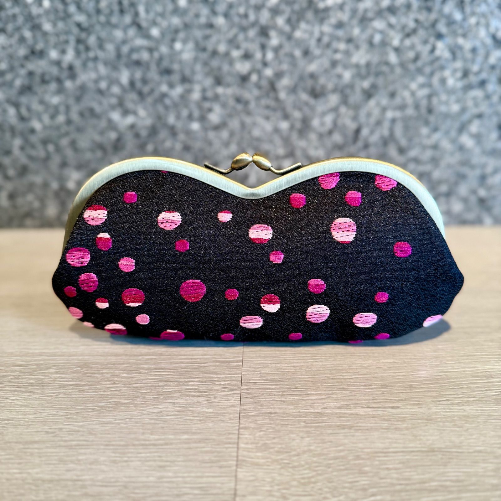 京都帯屋さん 正絹 がま口メガネケース 化粧ポーチ ペンケース 財布 和小物 ピンク小水玉