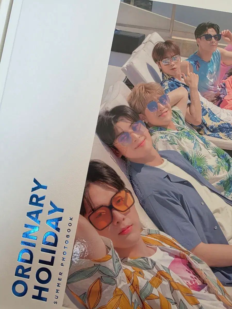 ASTRO ODDINARY ホリデー フォトブック 出品 - メルカリ