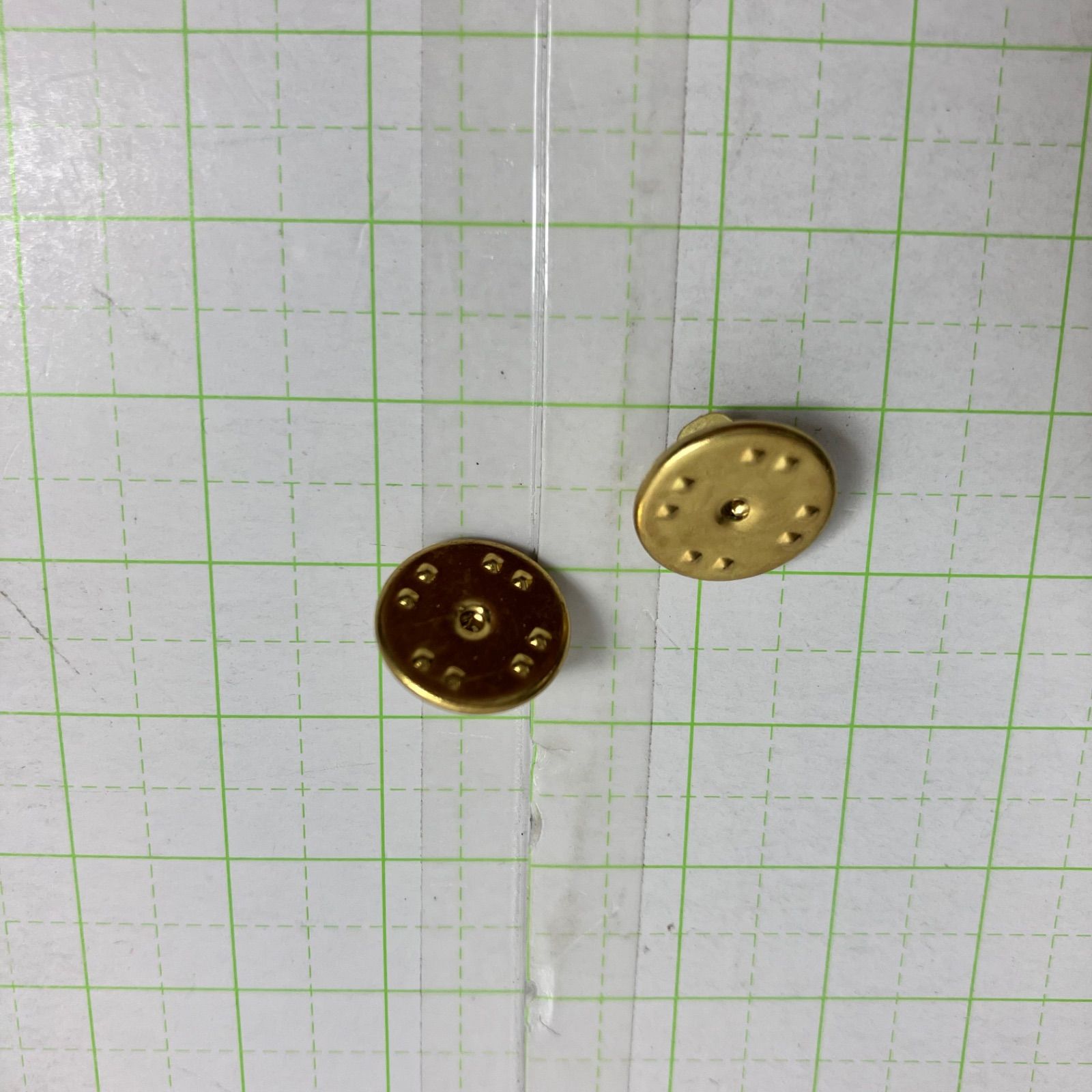 瀬戸店】ピカチュウとケルディオ ロゴピンズ クリスマス2012 ポケモン