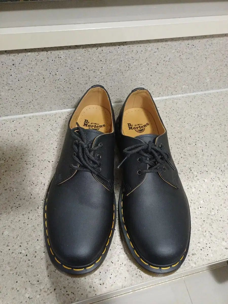DR MARTENS ナッパ 270