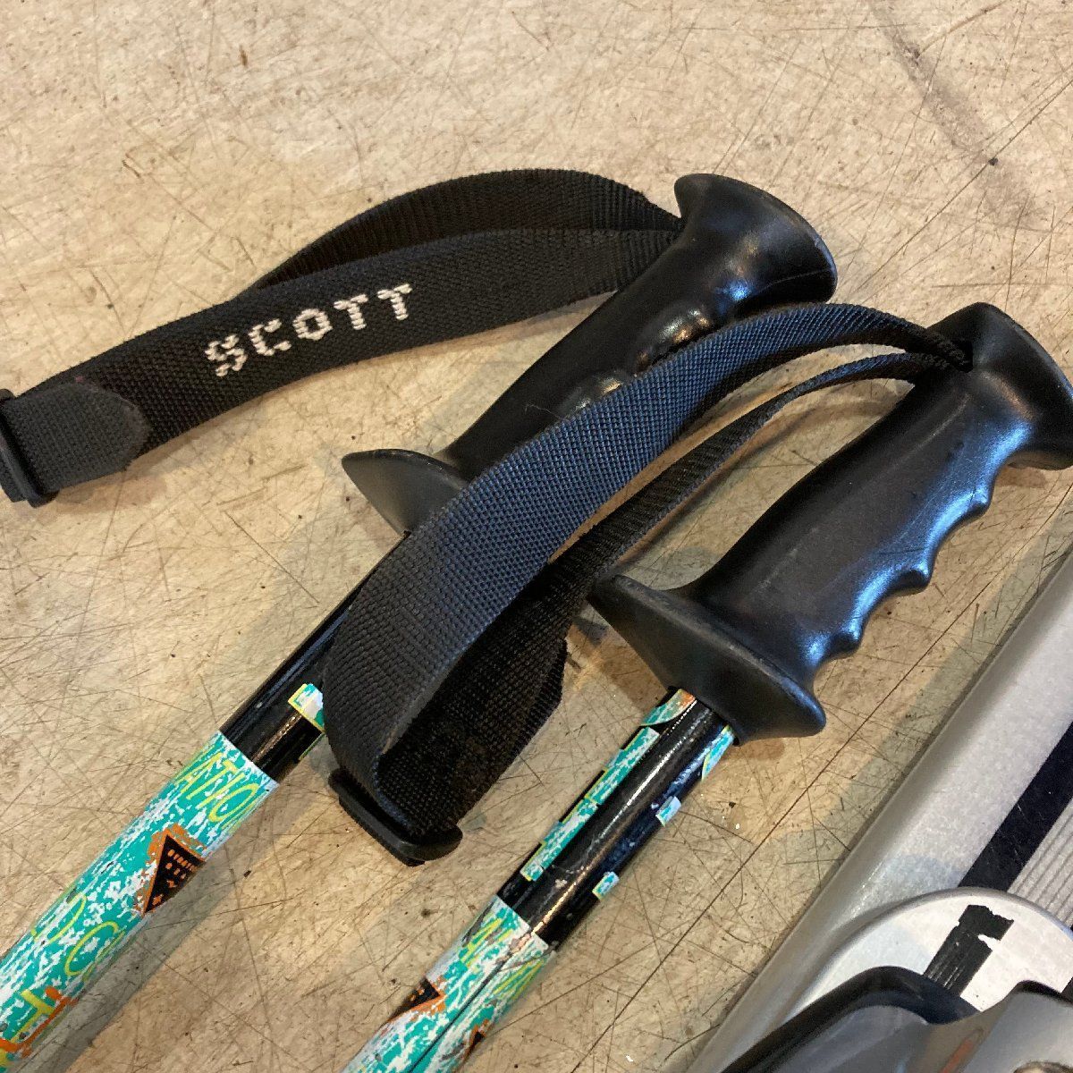 中古 ○ Salomon/サロモン○ カービングスキー axecleaver 10 152cm