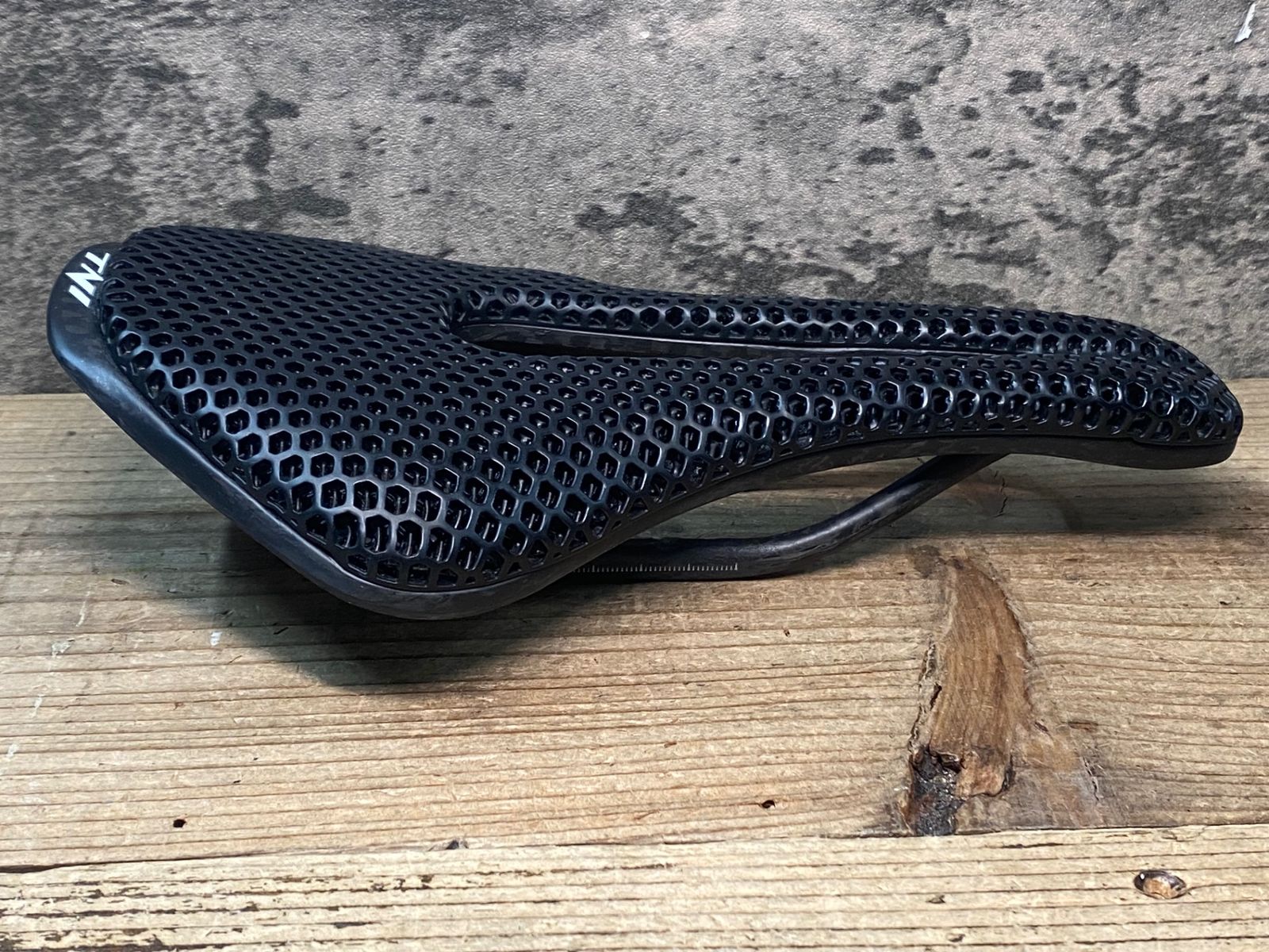 JO142 TNi 3D printing サドル カーボンレール 148mm 黒 - メルカリ