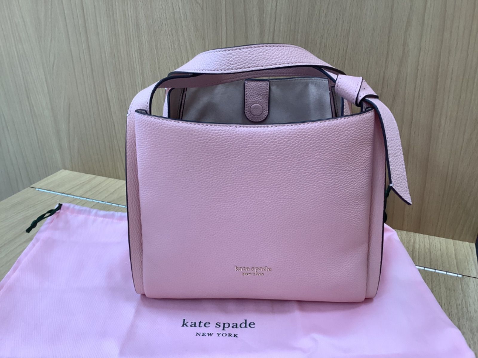 ☆ディズニーアンバサダーホテル限定☆ ミッキー刺繍＋ラメ入り