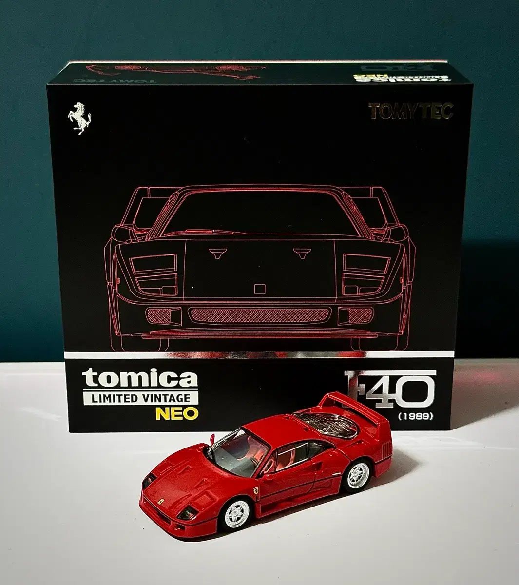 トミカ リミテッド ヴィンテージ NEO Ferrari F 40 89年式