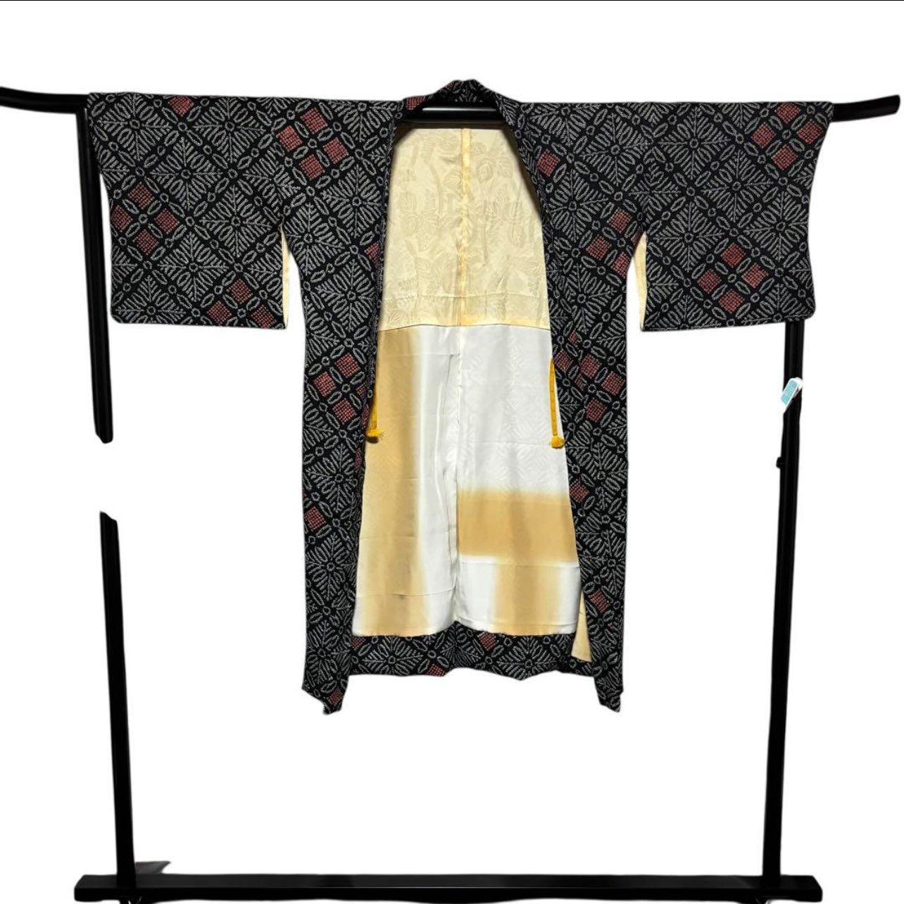 美品　袷　正絹　総絞り　長羽織　特選　希少　貴重　粋　モダン　裄丈長め　69.5 美品 袷 正絹 総絞り 長羽織 特選 希少 貴重 粋 モダン 裄丈長め 69.5