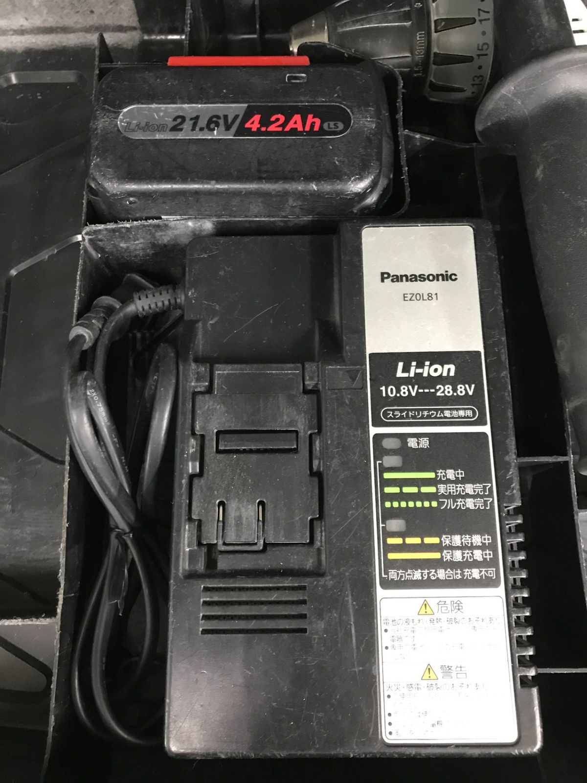 品 0906 Panasonic パナソニック 21.6 V充電ドリルドライバー -B