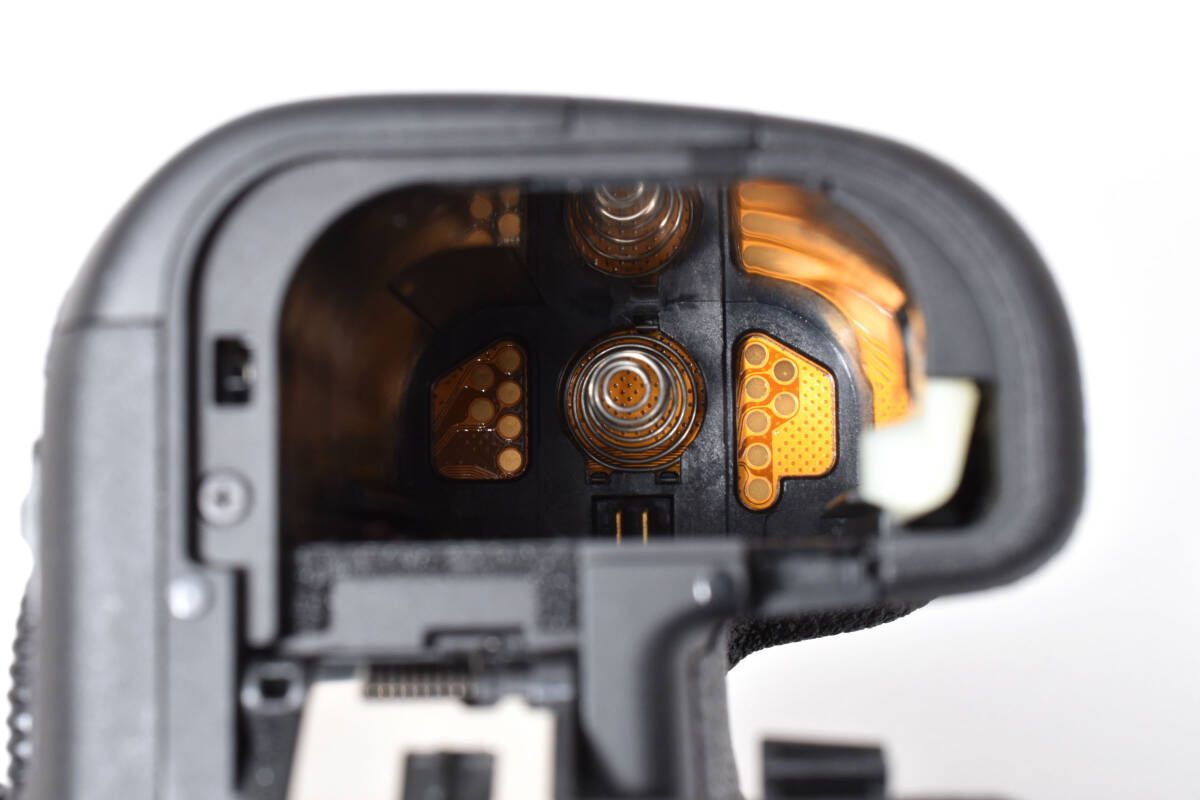  上 キャノン Canon EOS 6 D ボディ 元 き ショット数 Y 4000 3899 デジタル一眼レフ デジタルカメラ