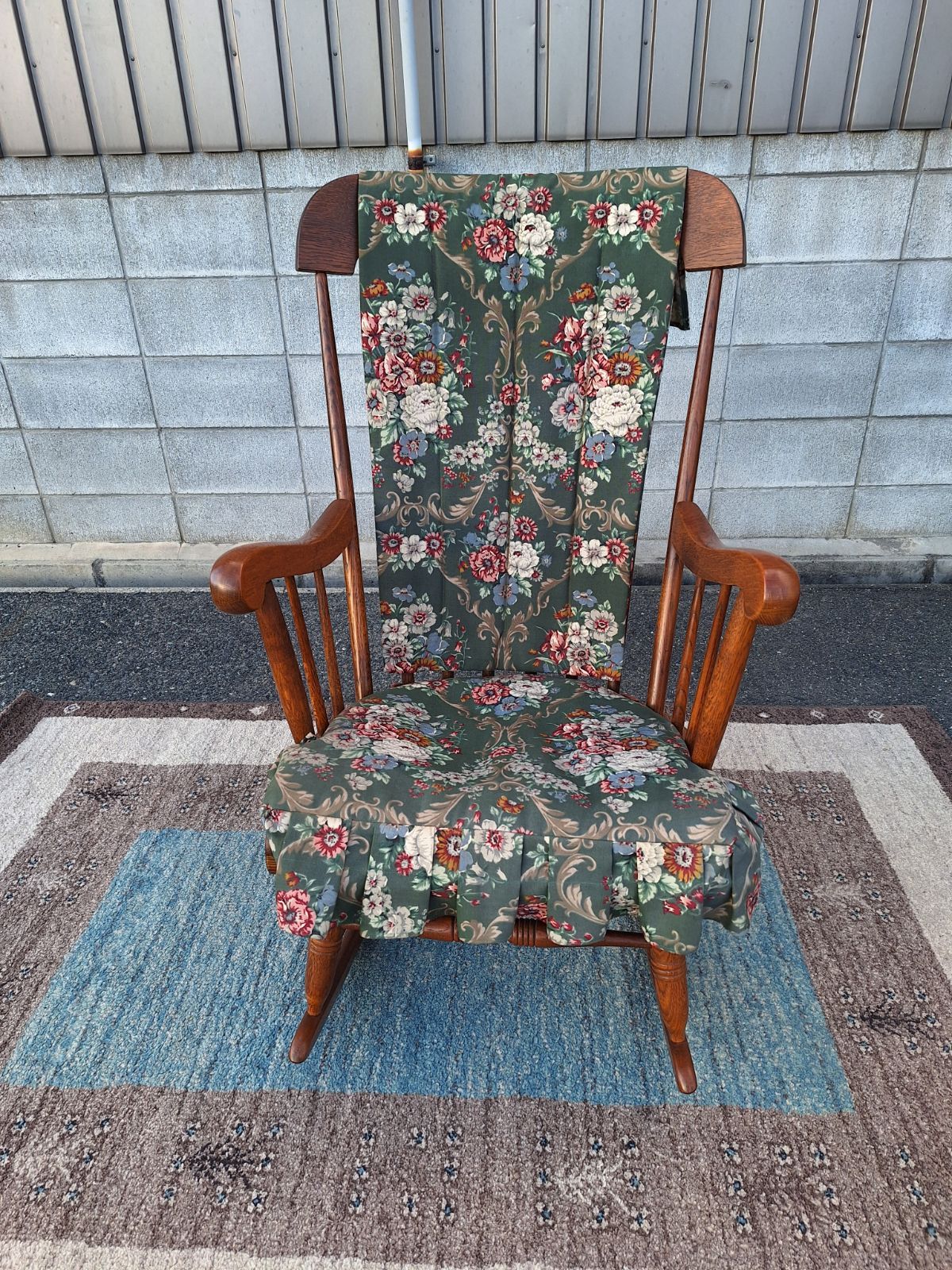 アンティーク　ロッキングチェア　by 飛騨産業 キツツキ 飛騨産業 ロッキングチェア アンティーク レトロ