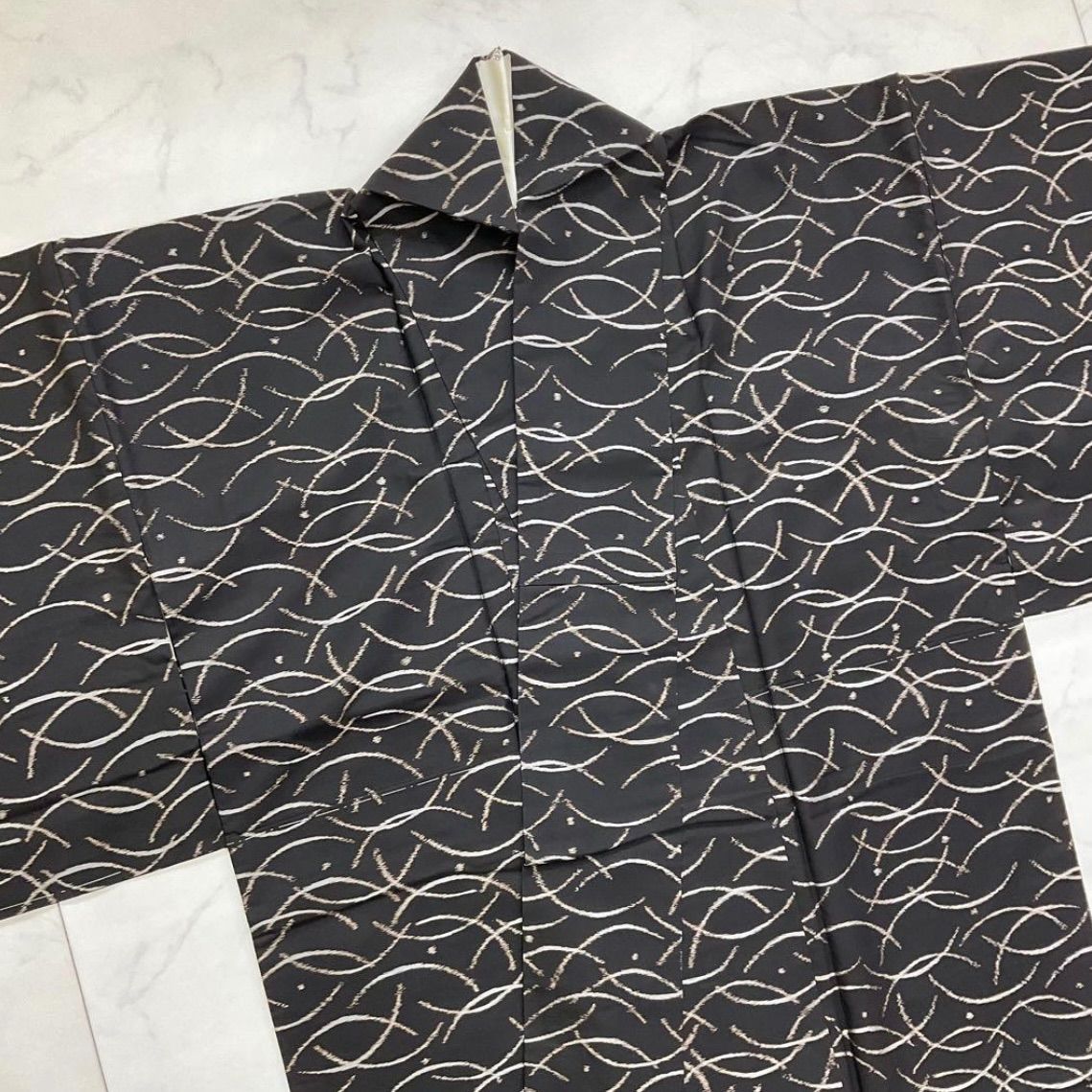 購入者ページ未使用同然◆本場奄美大島紬◆仕付け◆裄63丈155.5 ◇kimono+one◇kimonoarisa◇未使用同然◇本場奄美大島紬◇泥大島紬