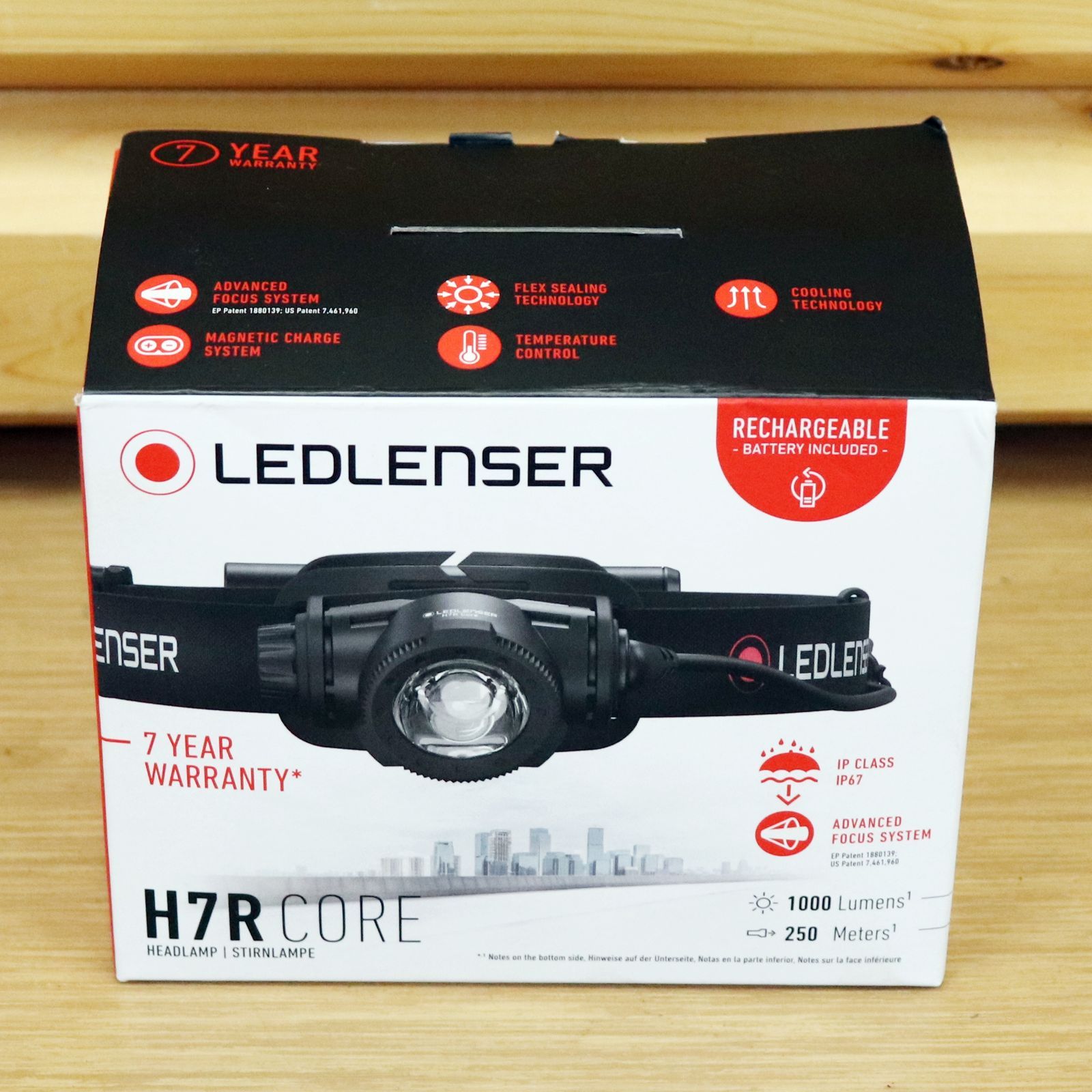 新潟発 LEDLENSER ヘッドライト H7R CORE 新品未使用 防水 防塵 工事