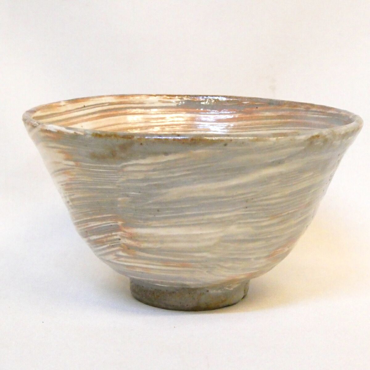 十二月の特売品】大萱八坂窯 加藤芳右衛門作 窯印 刷毛目 茶碗 高麗写