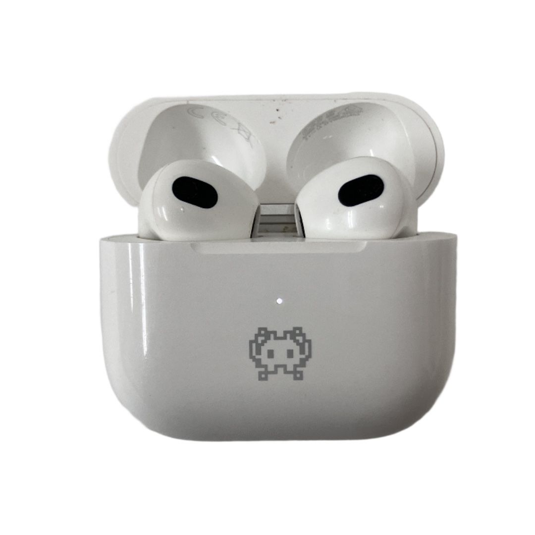 Apple アップル　AirPods エアポッズ 第3世代　イヤホン　中古品 Apple A2565/A2564/A2566 AirPods3 第3世代 ワイヤレス イヤホン