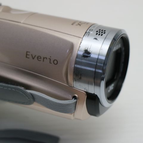 美品 GZ-E565 ピンクゴールド 即日発送 デジタルビデオカメラ Victor