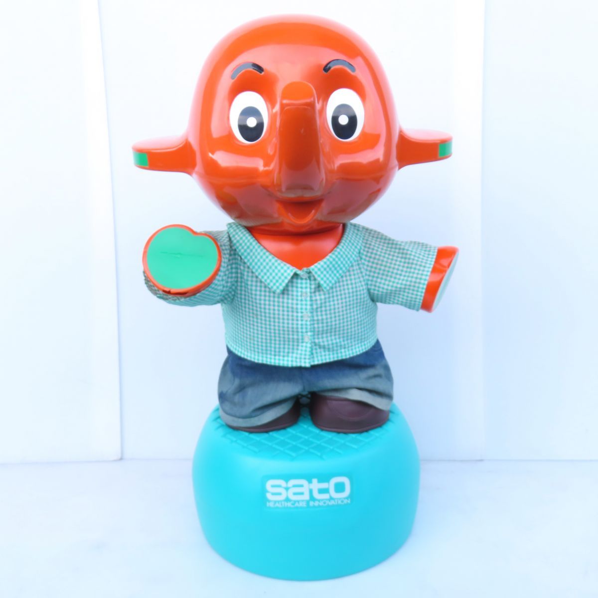 佐藤製薬 サトちゃん 店頭用人形 ディスプレイ 大型 ※現状品 - メルカリ 佐藤製薬 サトちゃん 店頭用人形 ディスプレイ 大型 ※現状品 - メルカリ