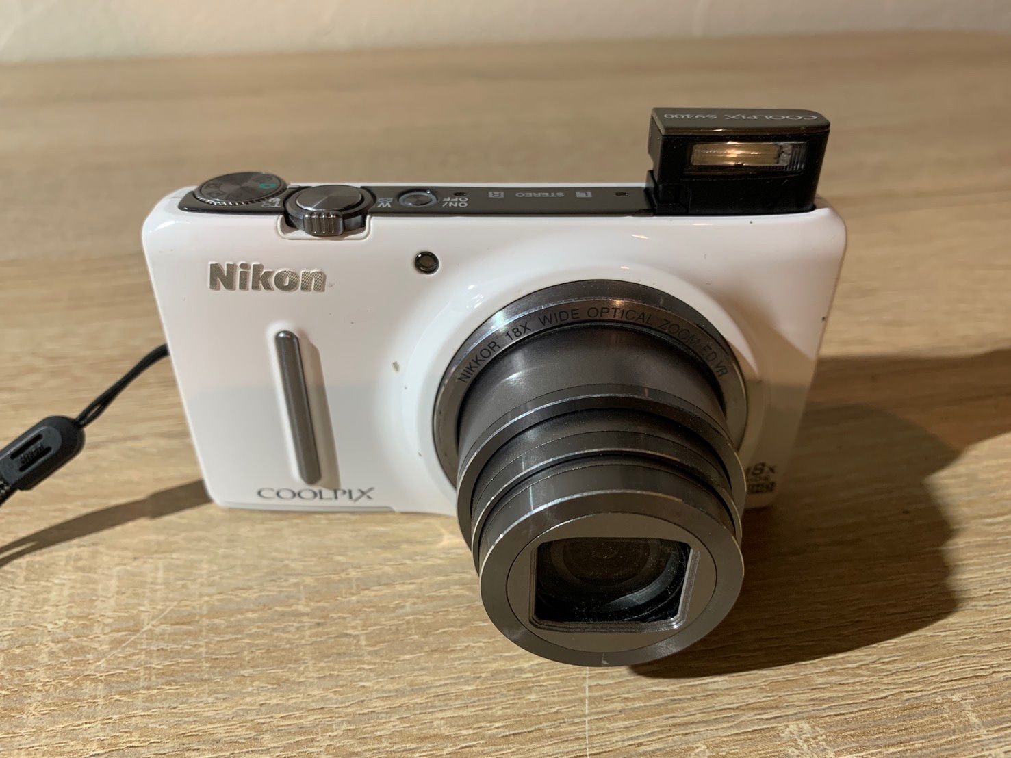 6819 Nikon COOLPIX S9400 ホワイト デジカメ - メルカリ