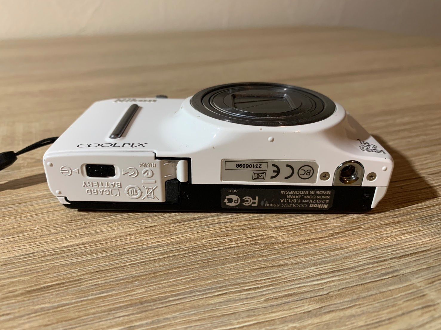 6819 Nikon COOLPIX S9400 ホワイト デジカメ - メルカリ