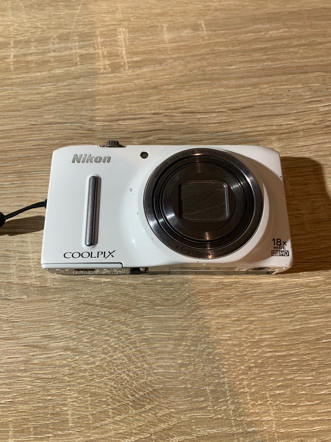 Nikon COOLPIX S9400　ホワイト 7488 Nikon COOLPIX S9400 ホワイト デジカメ 動作確認済み 美品