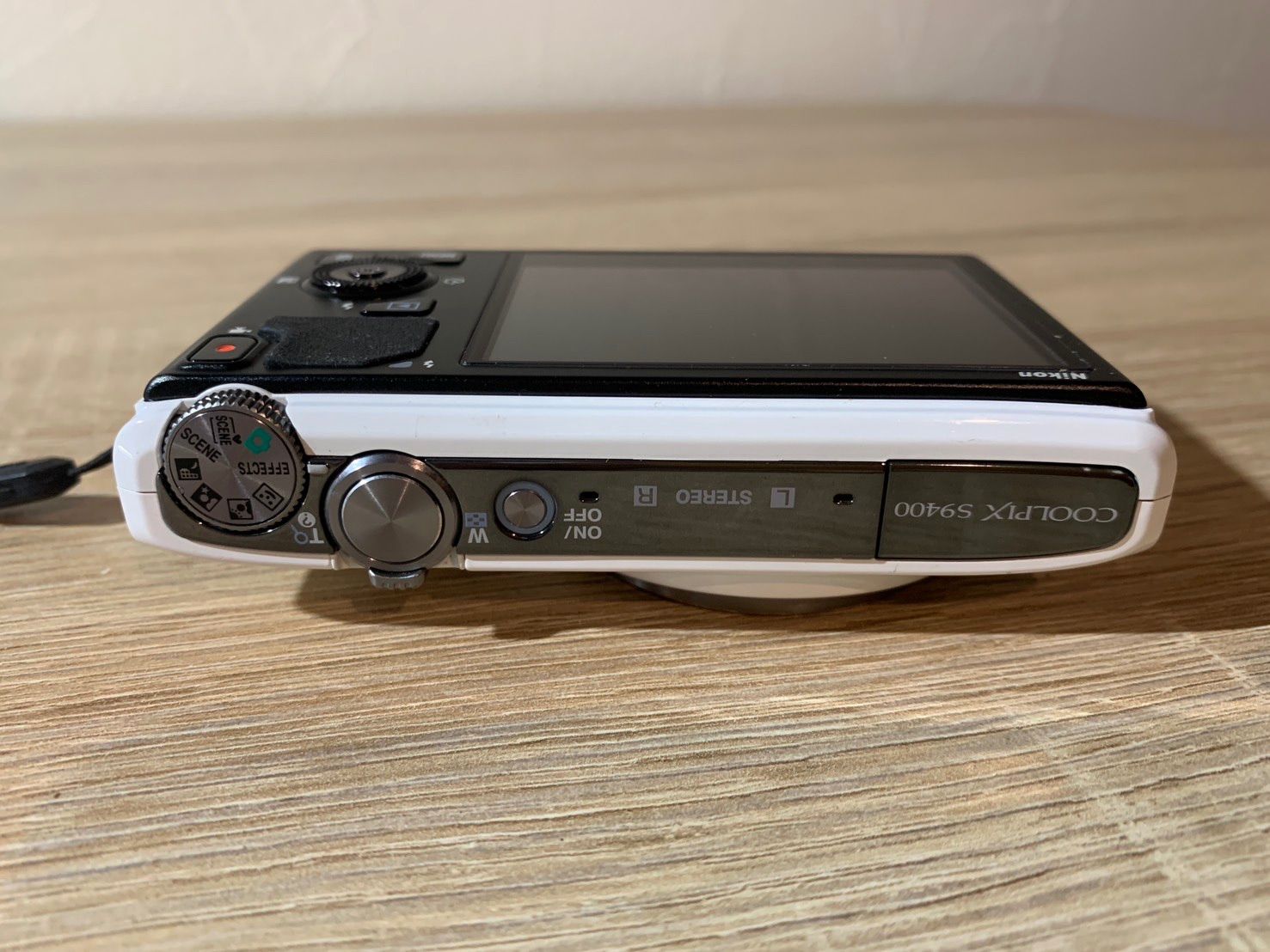 6819 Nikon COOLPIX S9400 ホワイト デジカメ - メルカリ