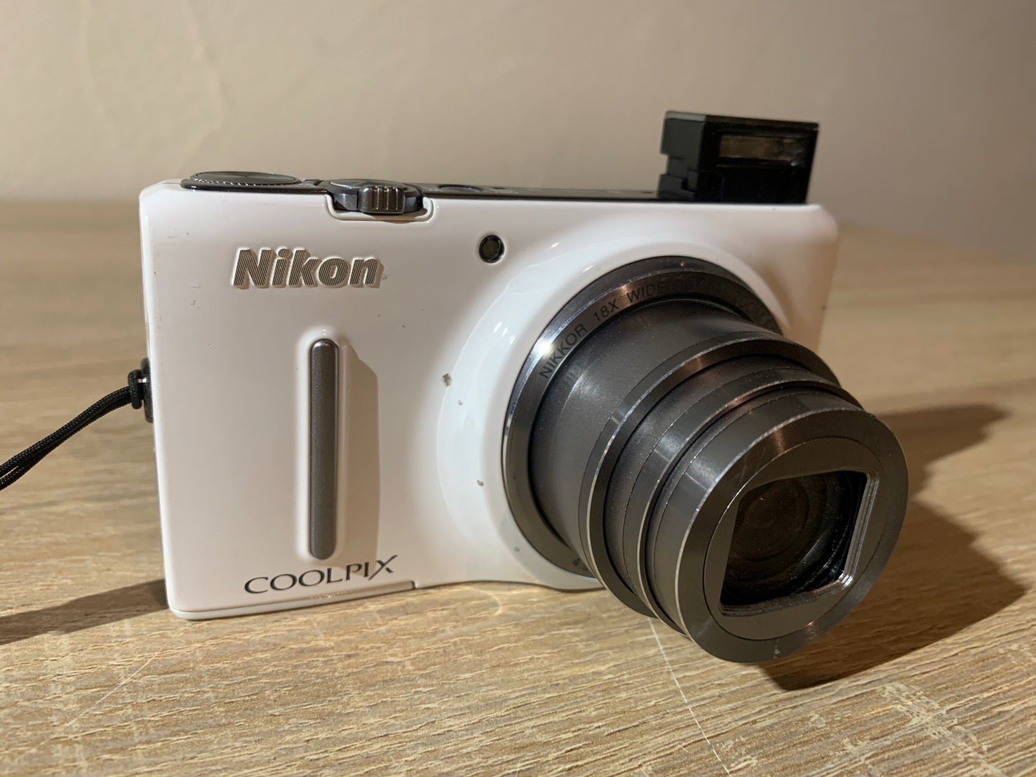 6819 Nikon COOLPIX S9400 ホワイト デジカメ - メルカリ