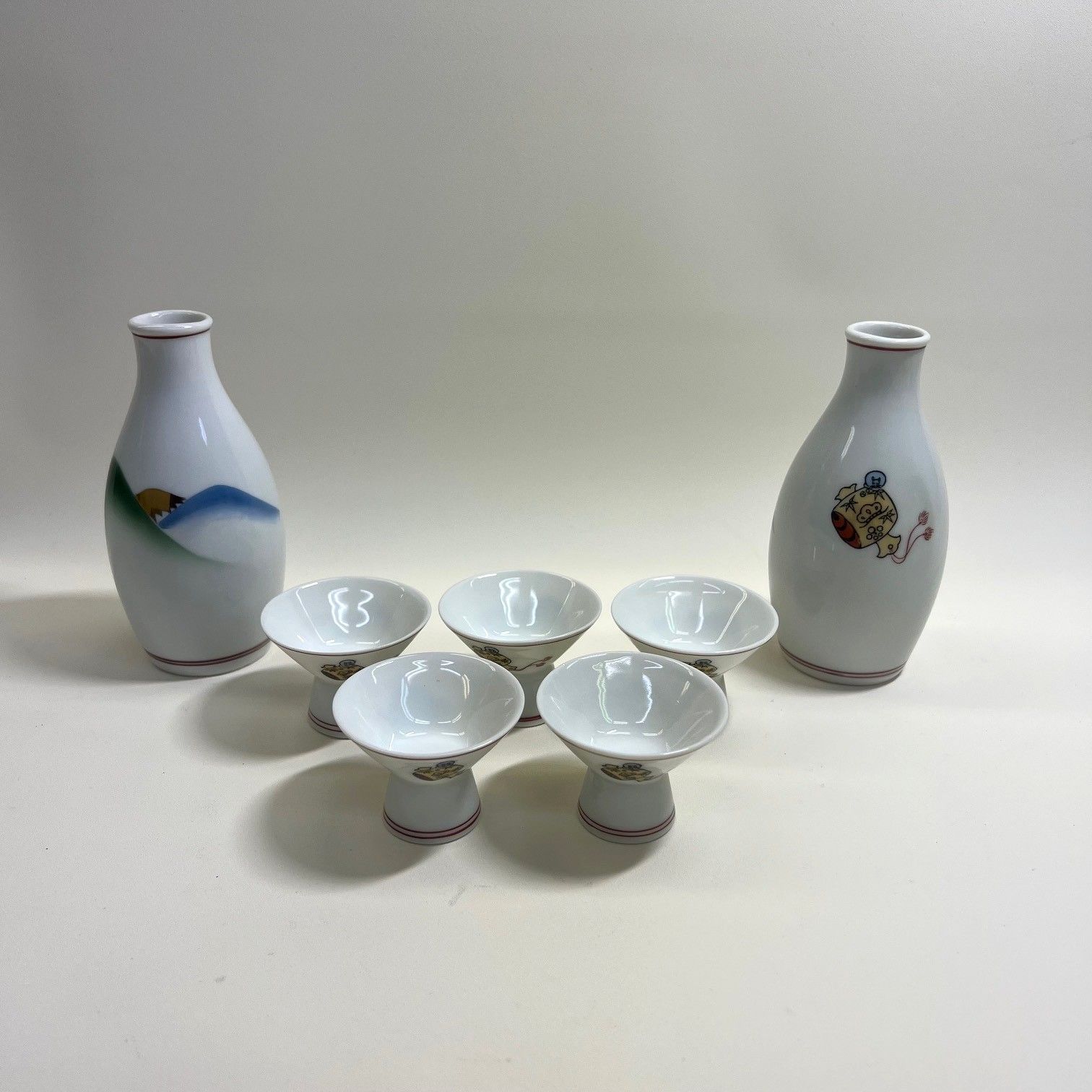 美品】萬珠堂 徳利セット 徳利2本 猪口5個のセット - メルカリ