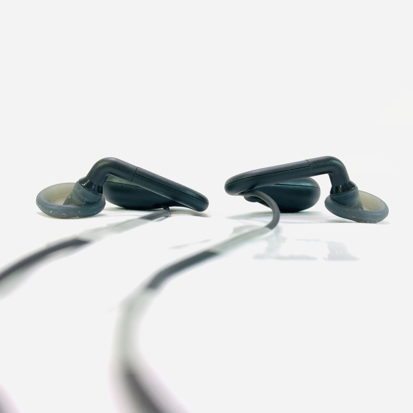 ソニー イヤホン STH40DJP : インイヤー / 開放型 / デュアル