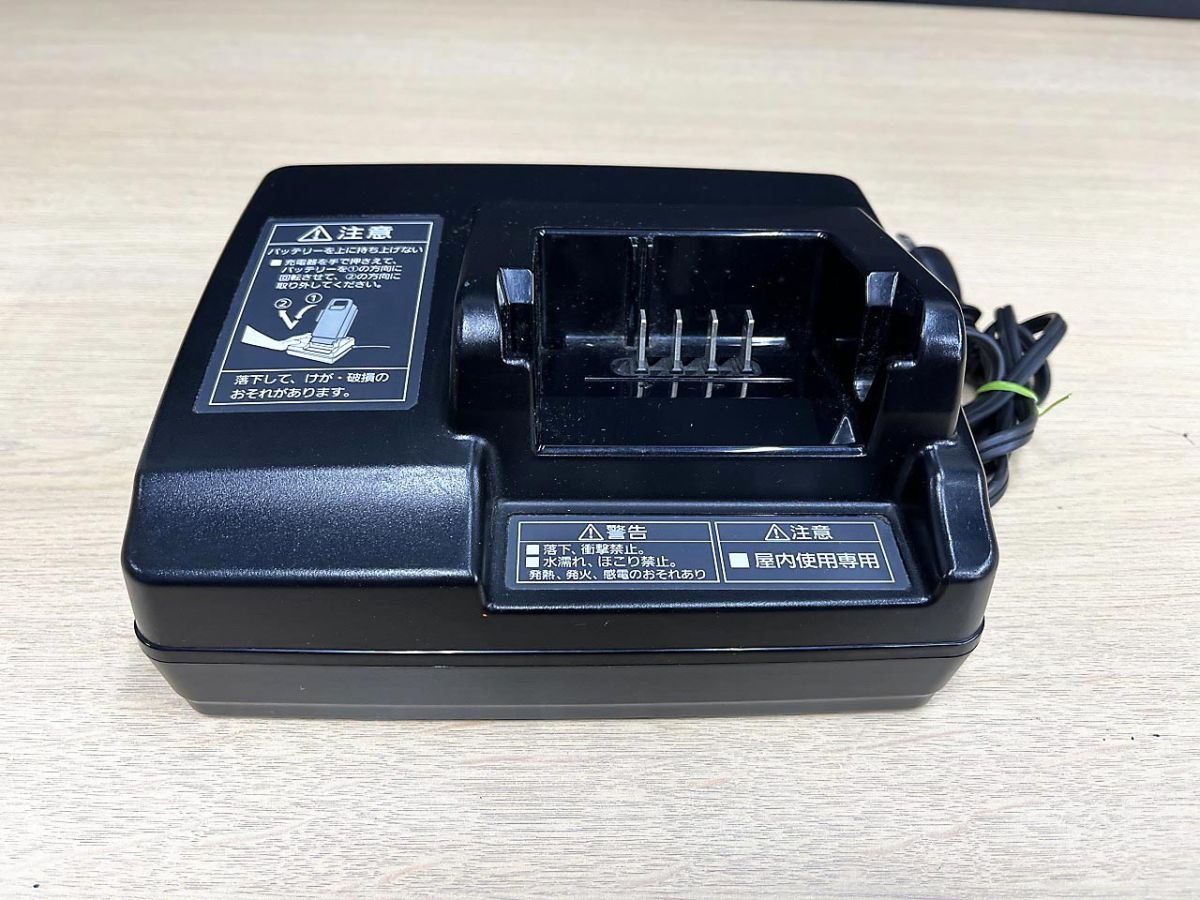 現状品 Panasonic パナソニック 電動自転車用 バッテリー充電器