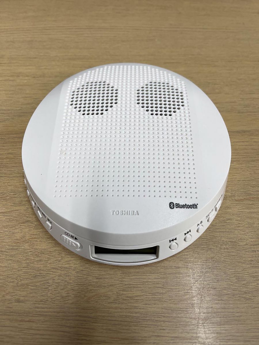 TOSHIBA 東芝 ポータブル CDプレーヤー 2022年製 TY-P50 - メルカリ