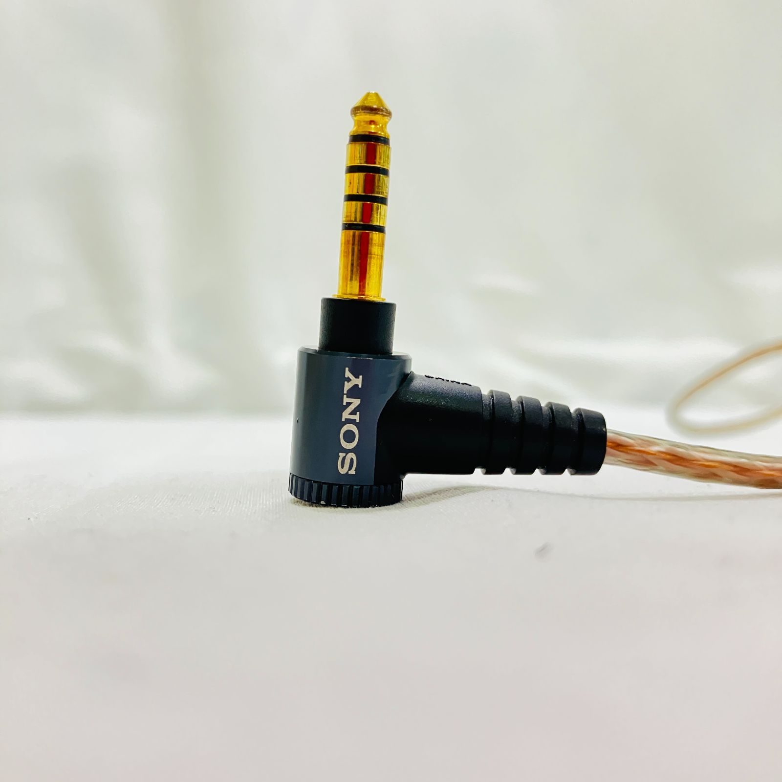 ヘッドホンケーブル 1