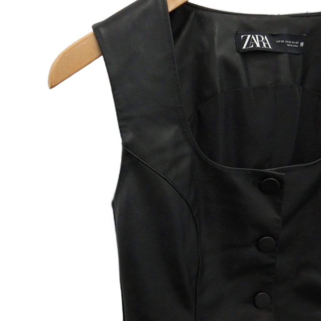 ザラ ZARA ベスト フェイクレザー 短丈 クロップド XS 黒 ブラック